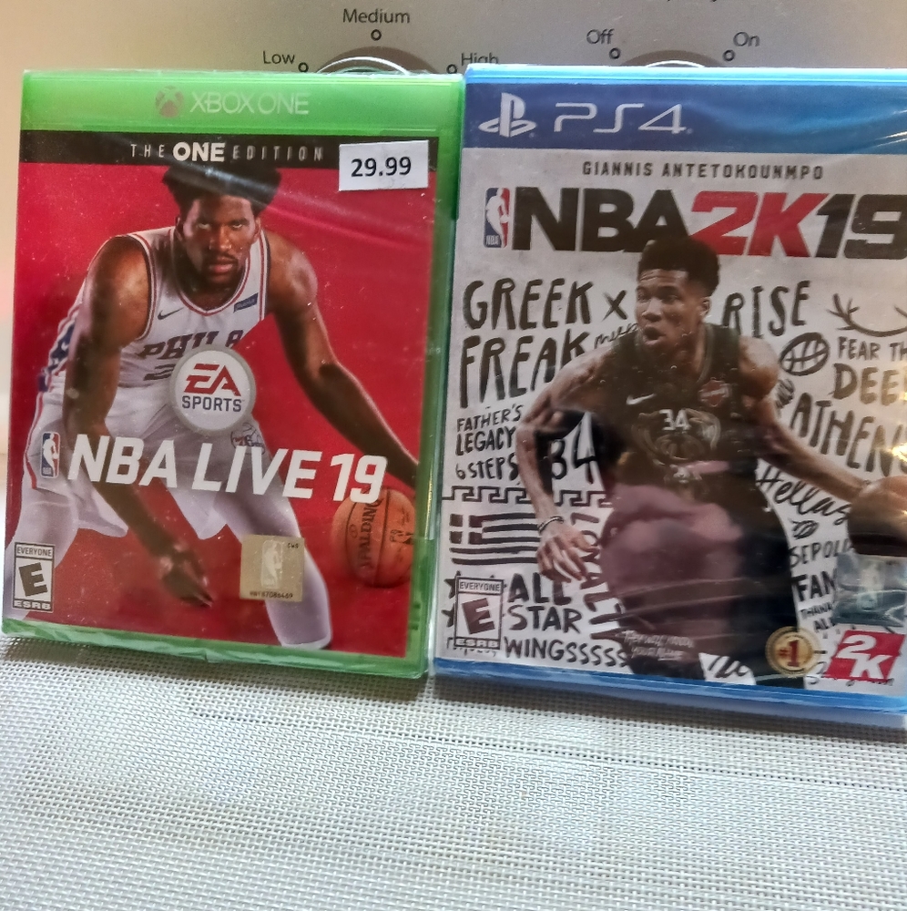 2 video game disk